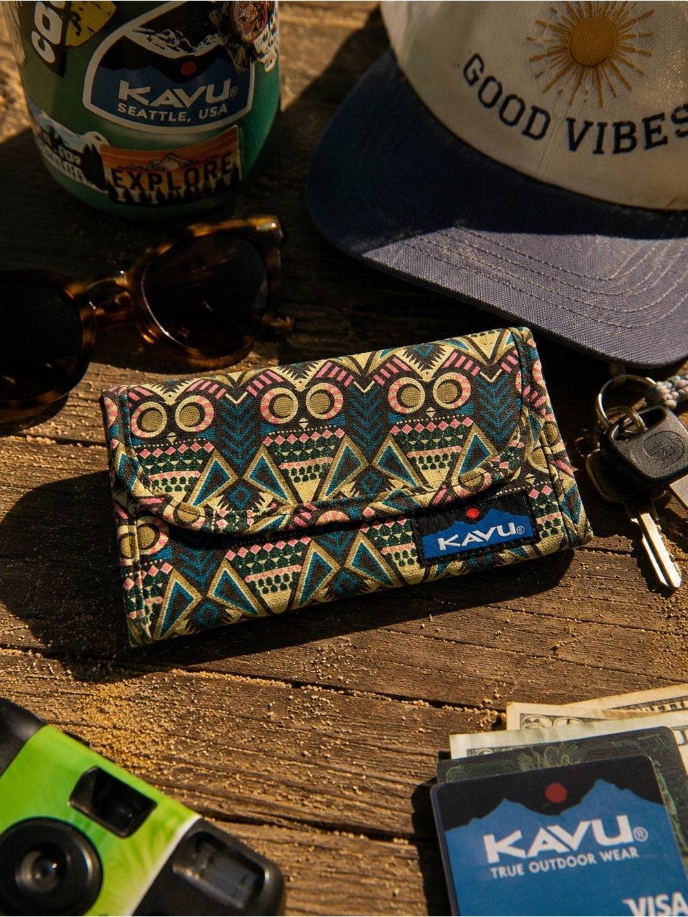 KAVU Go Time Bi-Fold Canvas Wallet Crossbody Pouch Aztec Owl Print Pink